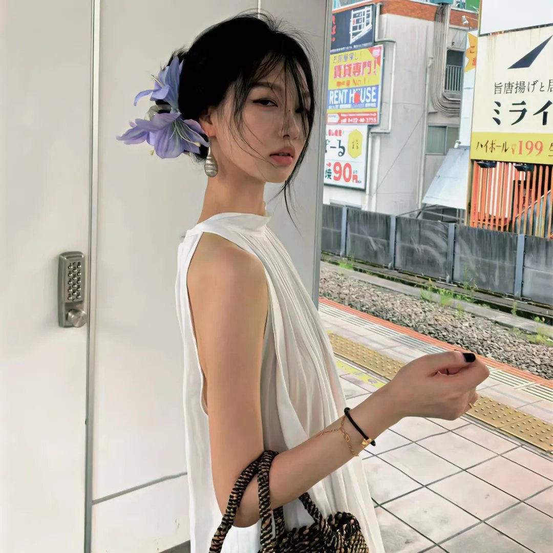 女税务员